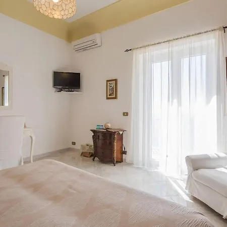 Mamma Rosa Bed & Breakfast 4*