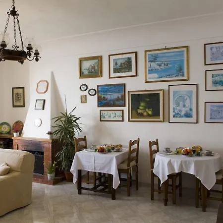 Alojamento de Acomodação e Pequeno-almoço Mamma Rosa Positano